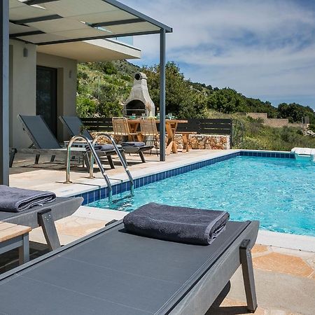 Villa Blue Sea Spathíon Extérieur photo